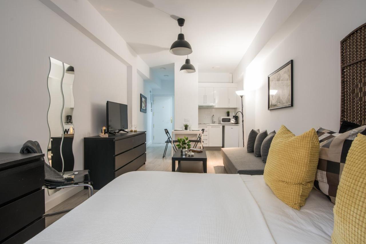 Estudio Impecable En El Centro De Madrid Exterior photo